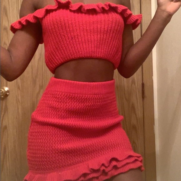 Fashion nova 2-piece red sweater set - Picture 2 of 3